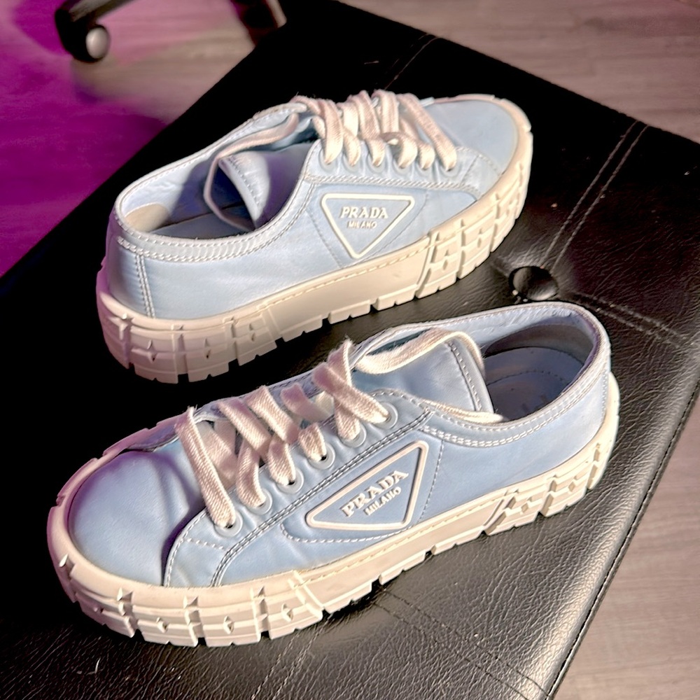 GF doesn’t wear them and I want a PS5….